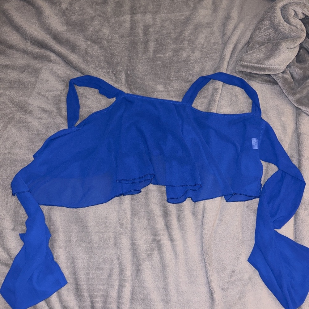 Blue cropped shirt that ties in the back size small